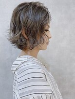 ムウ 難波(MOU)&nbsp;ハッシュカットフルバング似合わせカットレッドブラウン20代30代