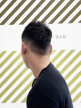 バーバーバー 四谷(BARBER-BAR) 大人の刈り上げスタイル