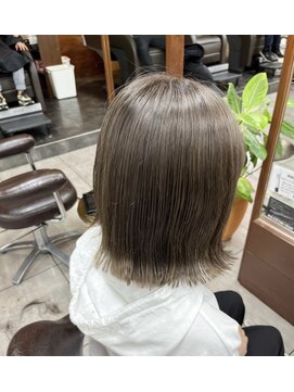 ブレス 小阪店(brace) ☆切りっぱなし×グレージュ☆