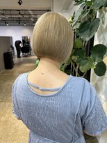 メリー オオサカ(Merly Osaka)&nbsp;ボブの丸みと暖かいベージュが可愛い！_warm beige_