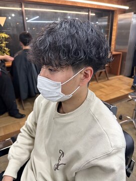 ロンドガルマン 名古屋(Lond GULLMAN) 【Lond GULLMANSEIYA】MEN'S HAIR/波巻きスパイラル