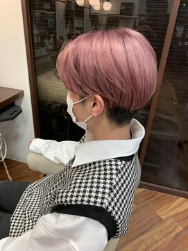 マノア(Manoa) 韓流風センターパート×ピンク