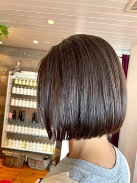 DAMANI 表参道 髪質改善/ヘッドスパ/ハイライト/白髪染め/白髪ぼかし/縮毛矯正 似合わせカット/ミディアムレイヤーカット[表参道駅]