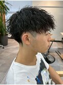 ツーブロック ツイストスパイラルパーマ 刈り上げ メンズカット