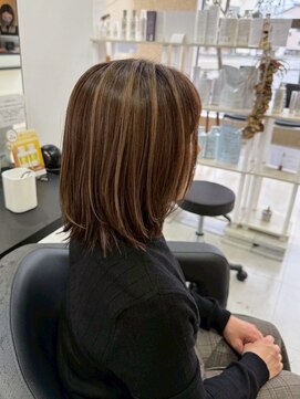 ハウオリ 金沢駅西店(Hau'oli) 白髪ぼかし/白髪ぼかしハイライト/脱白髪染め/白髪染め/透明感