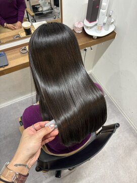ファーストステップ 表参道(FIRST STEP) 酸性ストレートで柔らかツヤ髪/髪質改善ストレート/縮毛矯正
