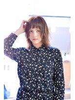 イグレックビス(igrek bis) IGREKBISジグザグバング×ブルージュ×3Dカラー×ミニマムボブ