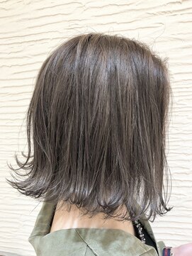 モリオ フロム ロンドン サッポロファクトリー店(morio FROM LONDON) 【morio】王道グレージュ×黒髪にも◎外ハネボブ