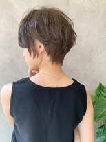 マグ ギンザ(mag ginza) 30、40代にオススメ☆イルミナカラー×絶壁解消ショート