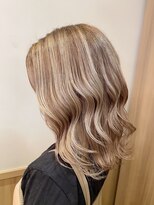 ユキオグループ グラン(yg GRAN)&nbsp;20代30代☆大人ハイトーン・メッシュ・外ハネ