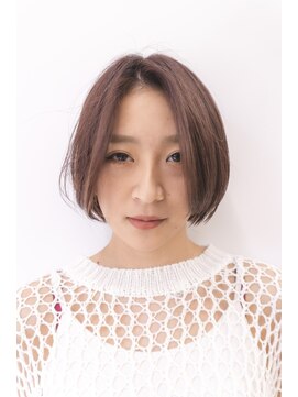 シカ(sica) ピンクベージュレイヤーボブ