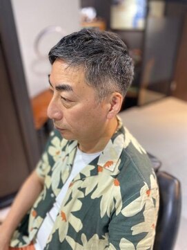 バーバーバー 四谷(BARBER-BAR) 大人の刈り上げスタイル
