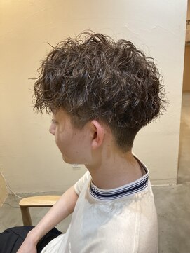 ソウスシア(SOURCE cia) 刈り上げツイストスパイラルパーママッシュ【佐藤和弥】