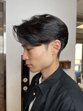 エクリ 麻布十番(equri) ニュアンスパーマセンターパート