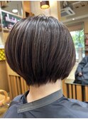 ショートボブ