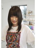 透明感オリーブ レイヤーカット顔周りカット