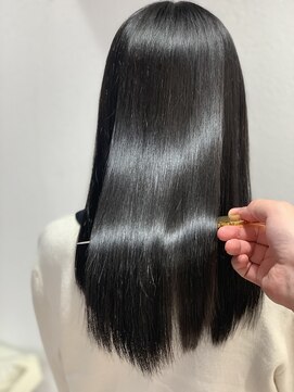 e.m.a プレミアムビューティーサロン 栄駅店(e.m.a PREMIUM BEAUTY SALON) つやつやストレート