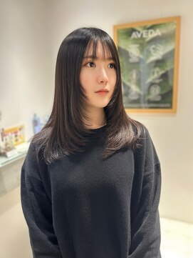 ビーハイブ 一番町店 アヴェダ(BEHIVE) ワンカールフェイスレイヤー　簡単スタイリング