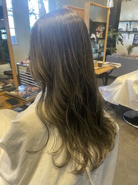 ムード マグ レーベル 南松本(MOOD Mag Label) 20代30代40代ナチュラルハイライト透明感オリーブグレージュ