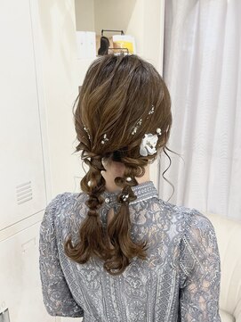 エレノア 梅田 大阪駅前第4ビル店(Eleanor) ツイン編みおろしアレンジ参列ヘア