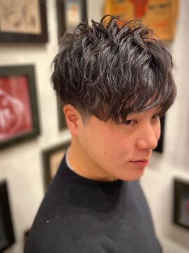 ヒロギンザバーバーショップ 大宮店(HIRO GINZA BARBER SHOP) メンズショートパーマ 刈り上げ さいたま市