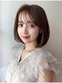 30代シースルーぱっつん前髪で可愛いくびれヘア結べるボブ
