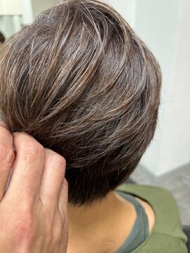 白髪ぼかし30代40代50代60代伊丹大人ショート大人ボブ