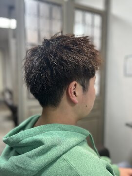 スパイキーパーマ