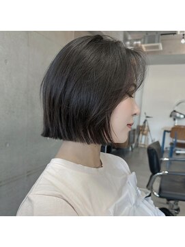 ナループロア ルームー(Nalu pu loa ROOMOO) ライトタッセル☆薄くレイヤーを生かしたタッセルカット