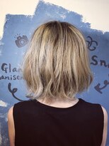 アグラン 梅田本店(a Gland)&nbsp;【Before→After】ハイライト&ローライトMIXボブ