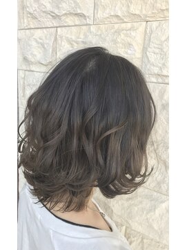 ブランシェ神領店 透明感アッシュグラデーション【ブランシェ神領店 林】