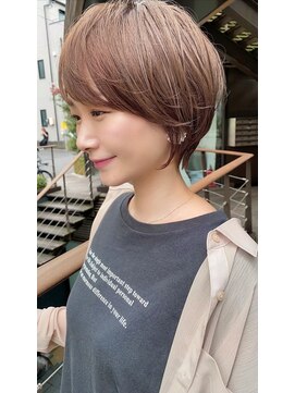 ミィ 浦和(mee) 【mee.】ショコラグレージュ 丸みショート くびれ