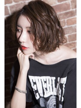 ミエル ヘア 新宿(miel hair) 〈mielhair新宿〉艶髪　ナチュラルボブ　TOKIO