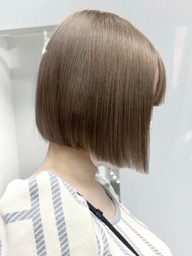 ウィコ 新宿(WICO) ミルクティーベージュ[新宿駅/アースカラー/ツートーンカラー]