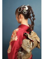 ヘアーメークアップ オオシマ(Hair-Make up oshima) ポニーアレンジ