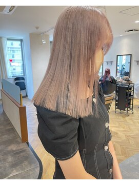 ロンド レア 天神大名店(Lond Le’a) ダブルカラー/インナーカラー/イヤリングカラー/前髪カット/大名