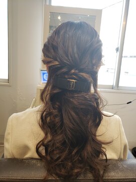 レディスペヘアー(redispe hair) ハーフアップ【名古屋駅・名駅】