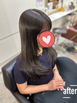 アキコ(AKIko) 大人可愛いグレージュカラー