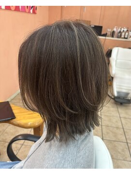 アニス ルーチェ(Anise luce) ハイライト×外はねボブ