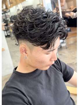 リヴ オオサカ(LIV OSAKA) リバースパーマ　オールバックパーマ　ラルフカール