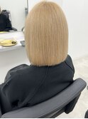 ミルクティーベージュ × 長めボブ
