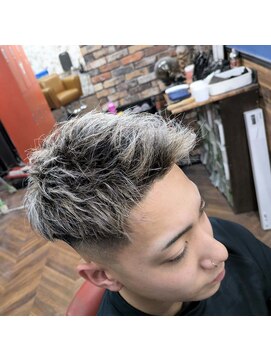 クラウン(CROWN) ホワイトメッシュ×ジェットフェード