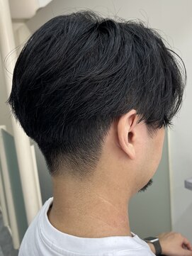 フイ 恵比寿(Hui) センターパートニュアンスパーマ