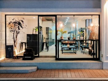 フィルム(film)の写真/【四条大宮スグ◆年中無休22:00まで受付】夜は22:00まで営業!駅チカだから仕事帰りにも行きやすい◎