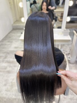 フーバイケンジ(fuu + KENJE) 艶髪美髪20代30代40代髪質改善ストレート縮毛矯正トリートメント