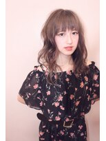 ユートピア(U topia)&nbsp;くせ毛を武器に！簡単スタイリングセミロング【ユートピア渡邉】