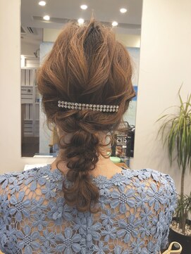 オルガ ヘアアンドメイク(Oluga hair&make) ミドル編みおろしスタイル