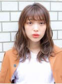 ナチュラルベージュ