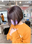 ■前下がりボブ　1ブリーチグレージュグラデーション