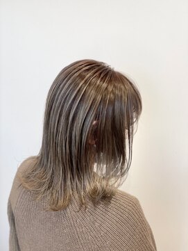 リシェールグリーン 越谷花田店(RICHAIR GREEN) イルミカラーでツヤツヤに